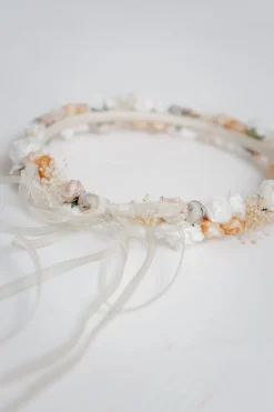 Blumenkranz im Vintage Stil mit Schleierkraut und Blüten in Rosé und Ivory<Esperanza
