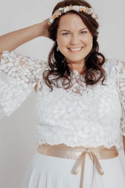 Blumenkranz im Vintage Stil mit Schleierkraut und Blüten in Rosé und Ivory<Esperanza