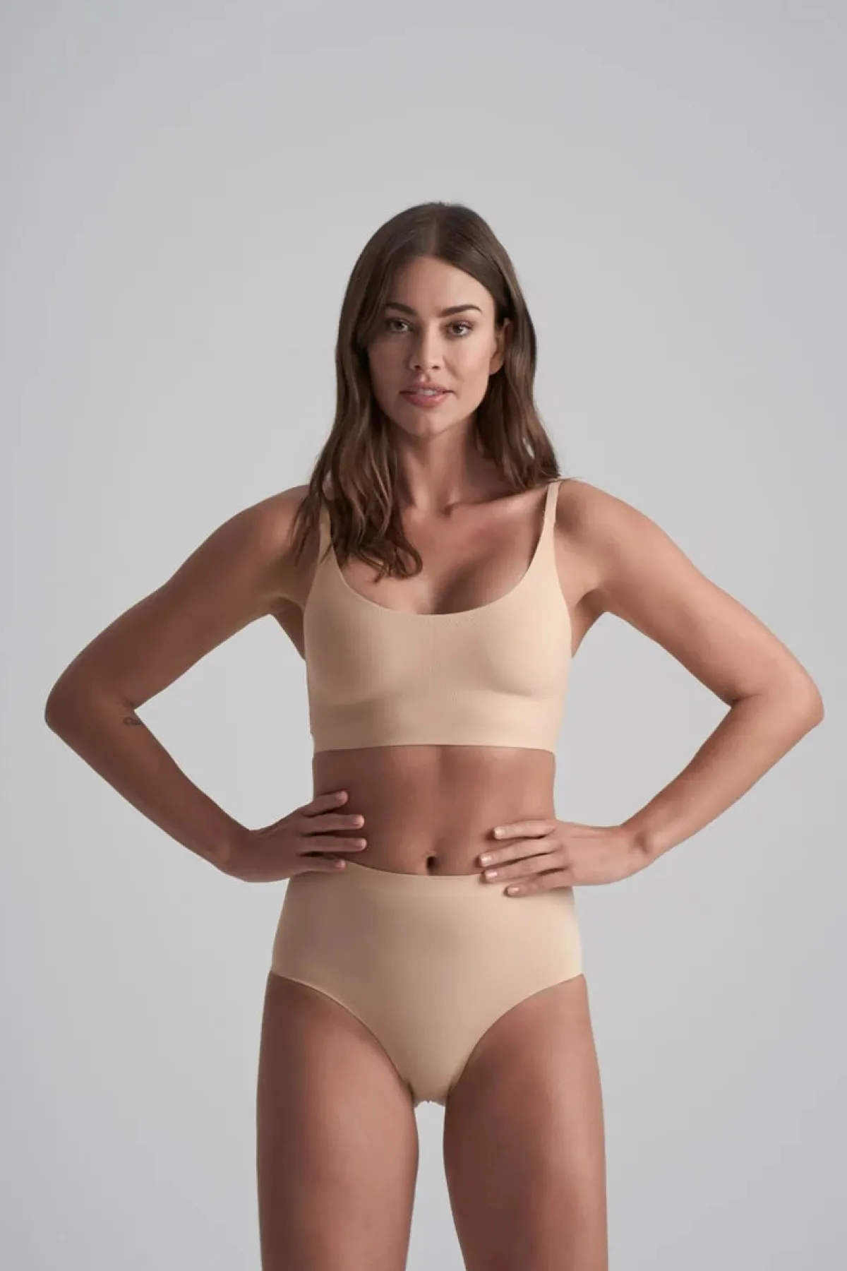 Bra Top, Bustier mit Rundhalsausschnitt –<Bye Bra Online