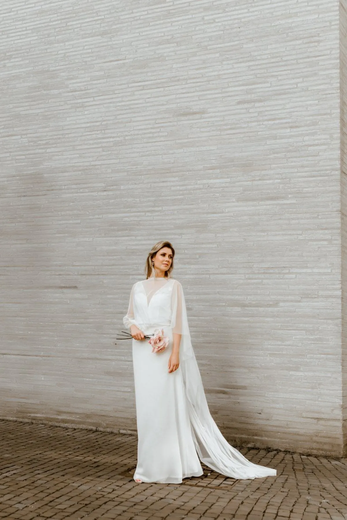 Braut Cape aus Softtüll mit Schleppe – Niamh<noni Online