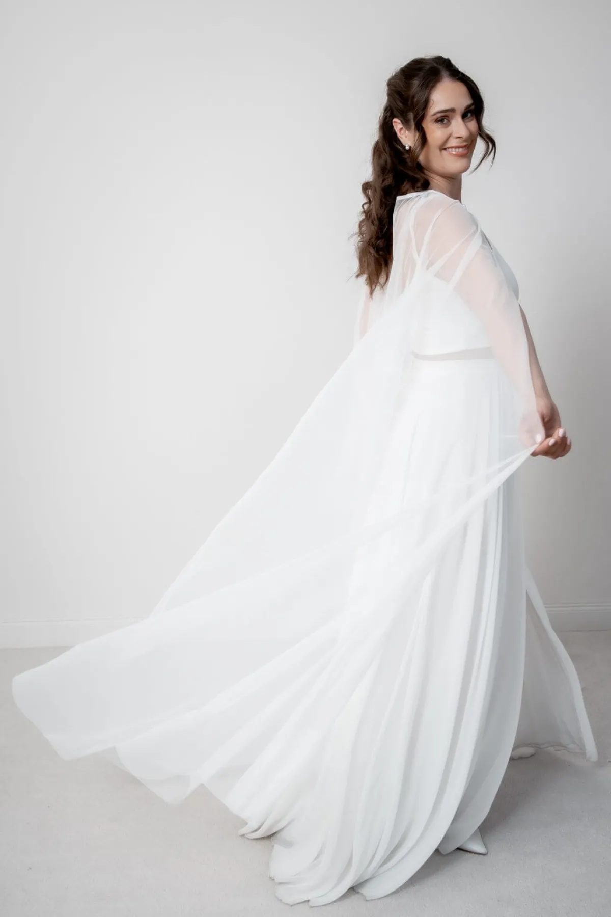 Braut Cape mit langer Schleppe – Oriana<noni Clearance