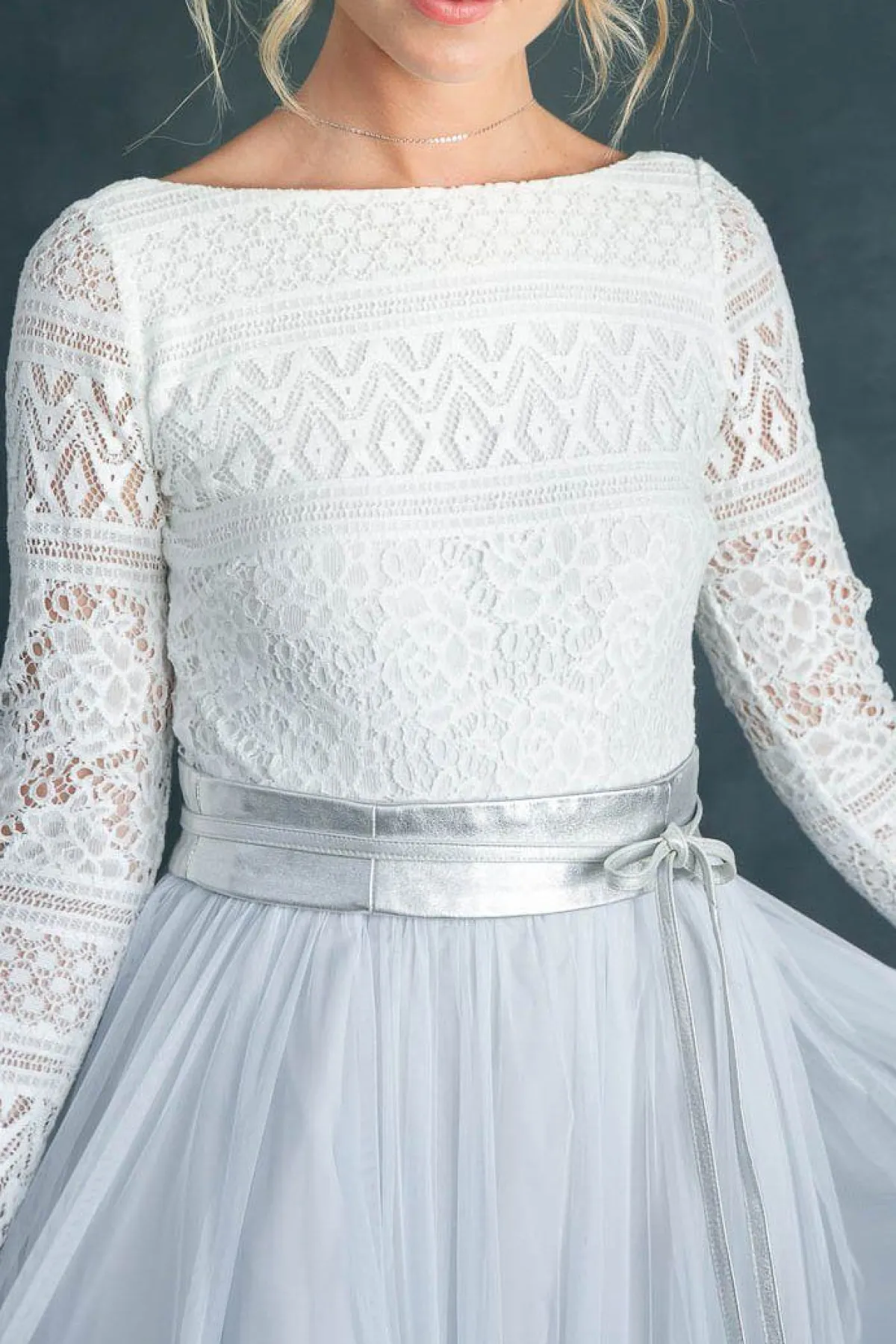 Brautgürtel zum Binden in verschiedenen Farben – Marielle Curvy<noni New