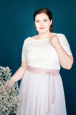 Brautgürtel zum Binden in verschiedenen Farben – Marielle Curvy<noni New