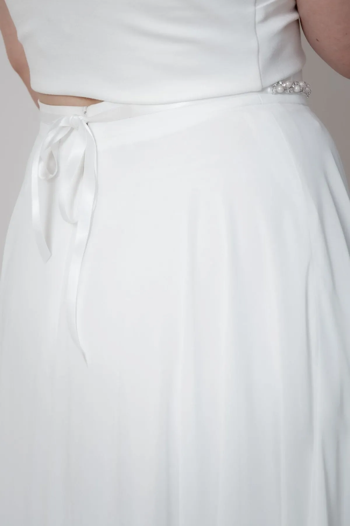Braut Haarband in Ivory mit Strass und Perlen<Weise Sale