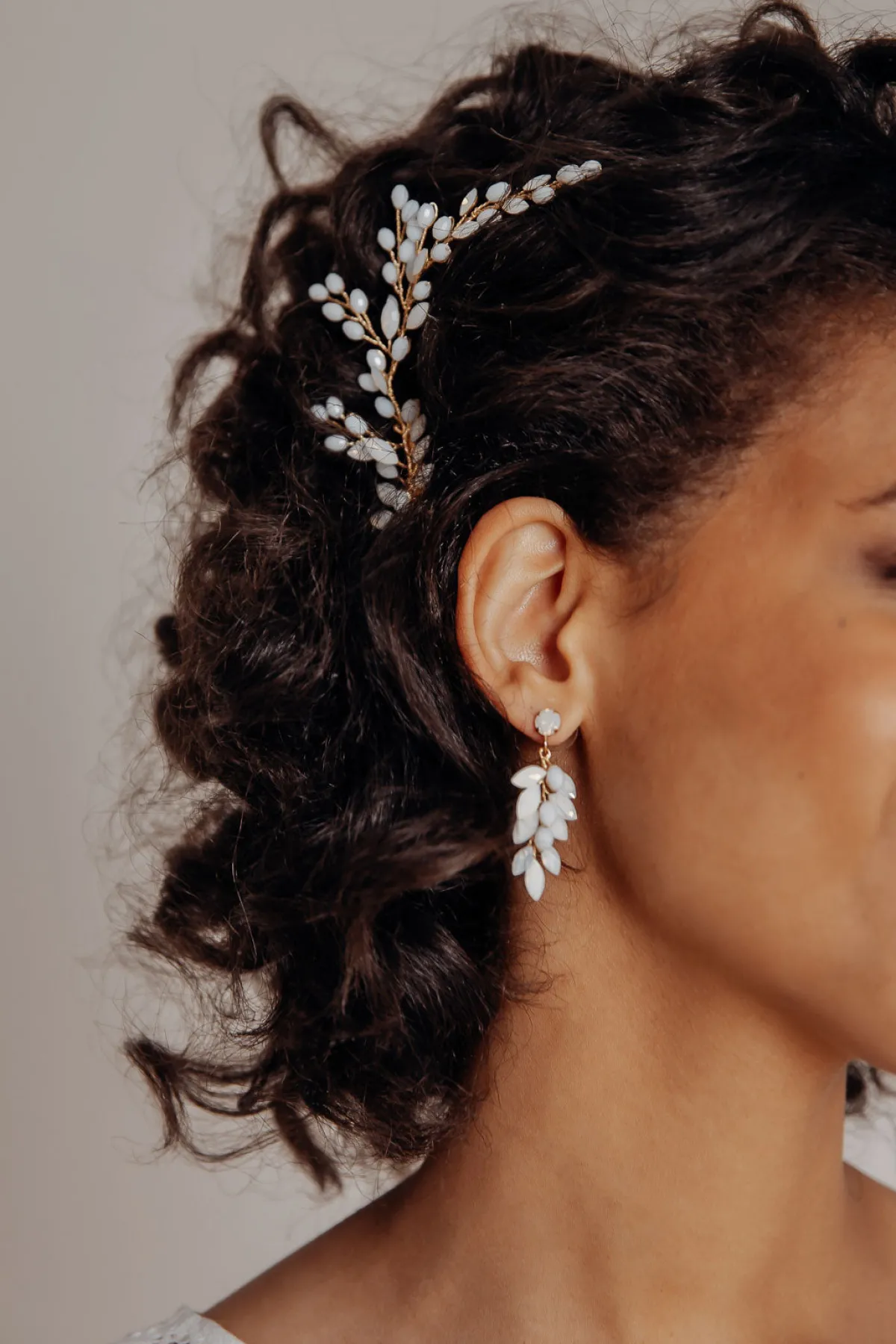 Braut Haarklammer, Haarschmuck mit Opalsteinen<La Chia Hot