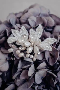 Braut Haarklammer mit Spitze, Süßwasserperlen und Strass<Poirier Hot