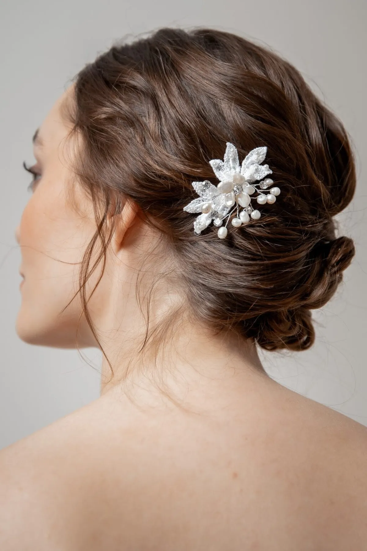 Braut Haarklammer mit Spitze, Süßwasserperlen und Strass<Poirier Hot