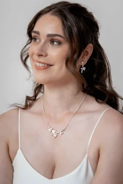 Braut Halskette mit Blätter- und Strass-Details<Weise Clearance