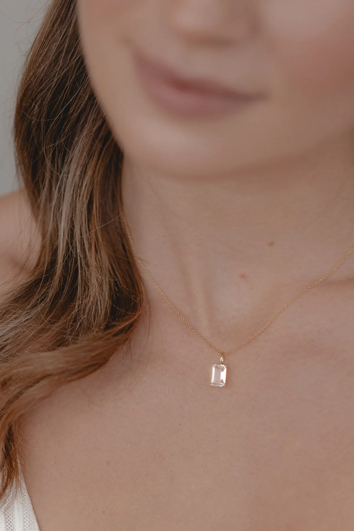 Braut Halskette mit Smaragdschliff-Kristall – Icon<Juvelan Discount