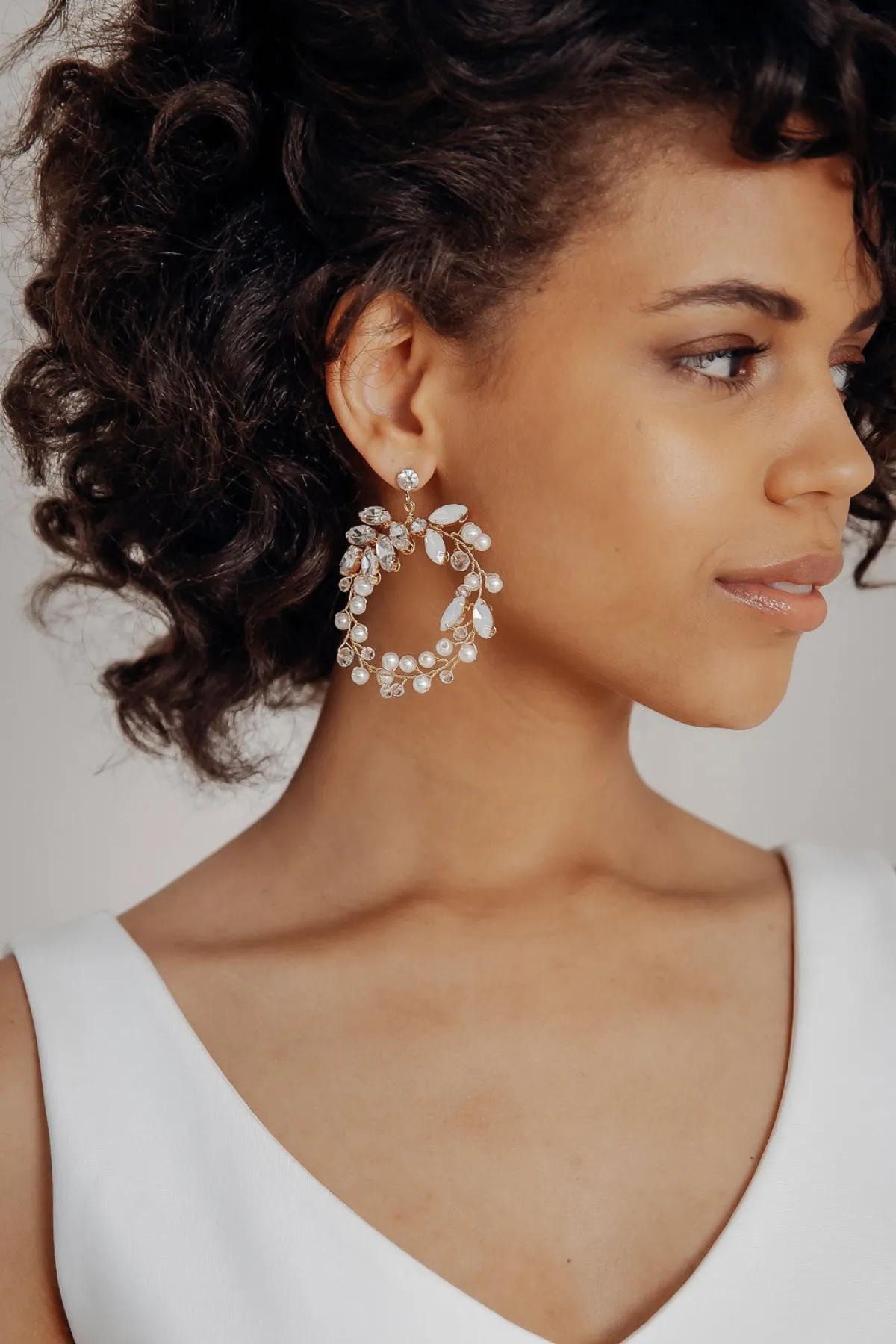 Braut Ohrringe mit Strass und Perlen in Kreisform<La Chia Clearance