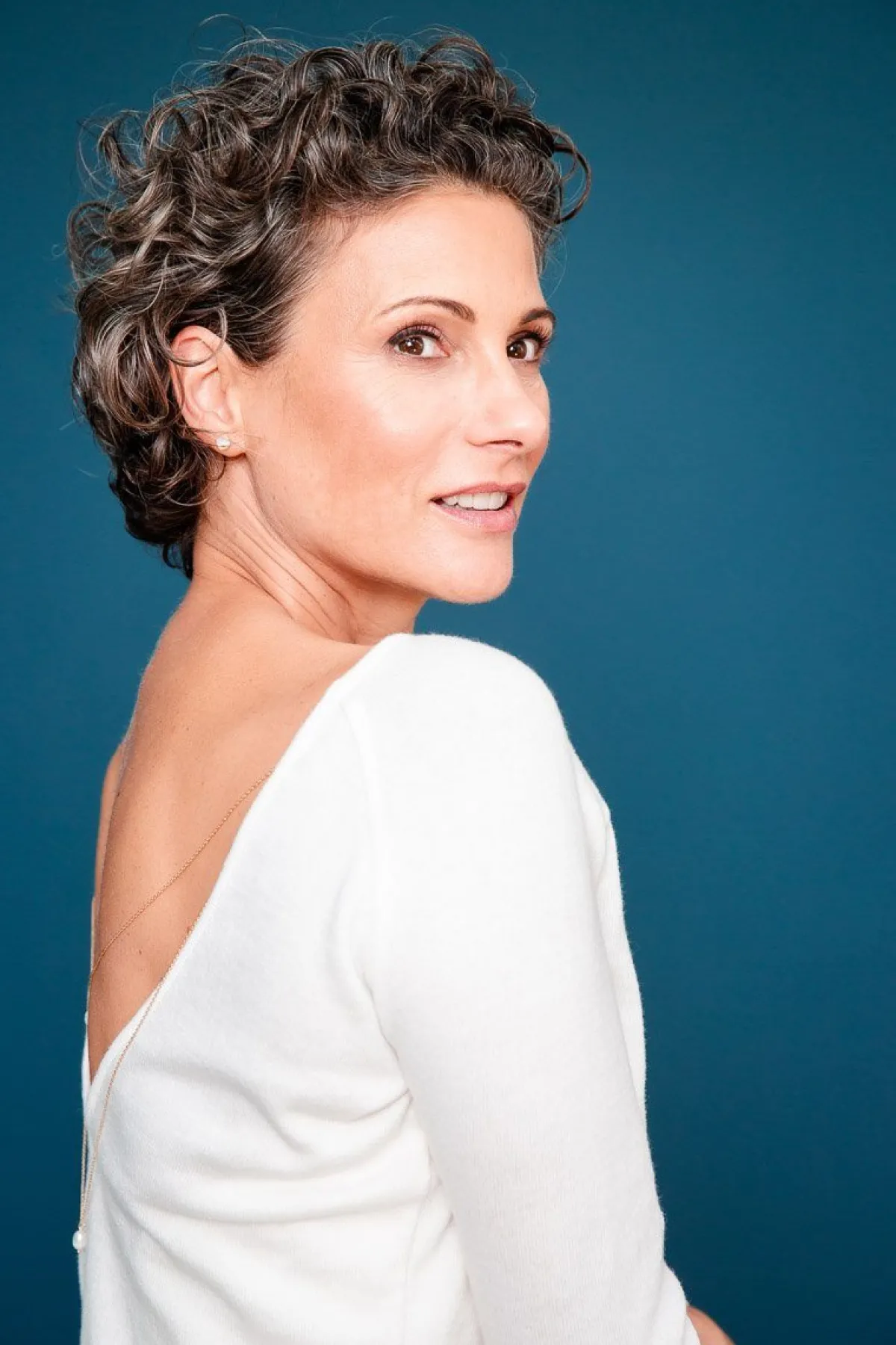Braut Pullover aus Feinstrick mit V-Ausschnitt<forever & eva New