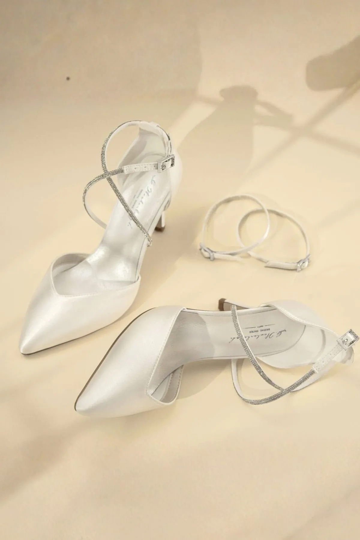 Braut Pumps mit funkelndem Riemen – Marielle Ivory Satin | G.Westerleigh<G. Westerleigh Hot