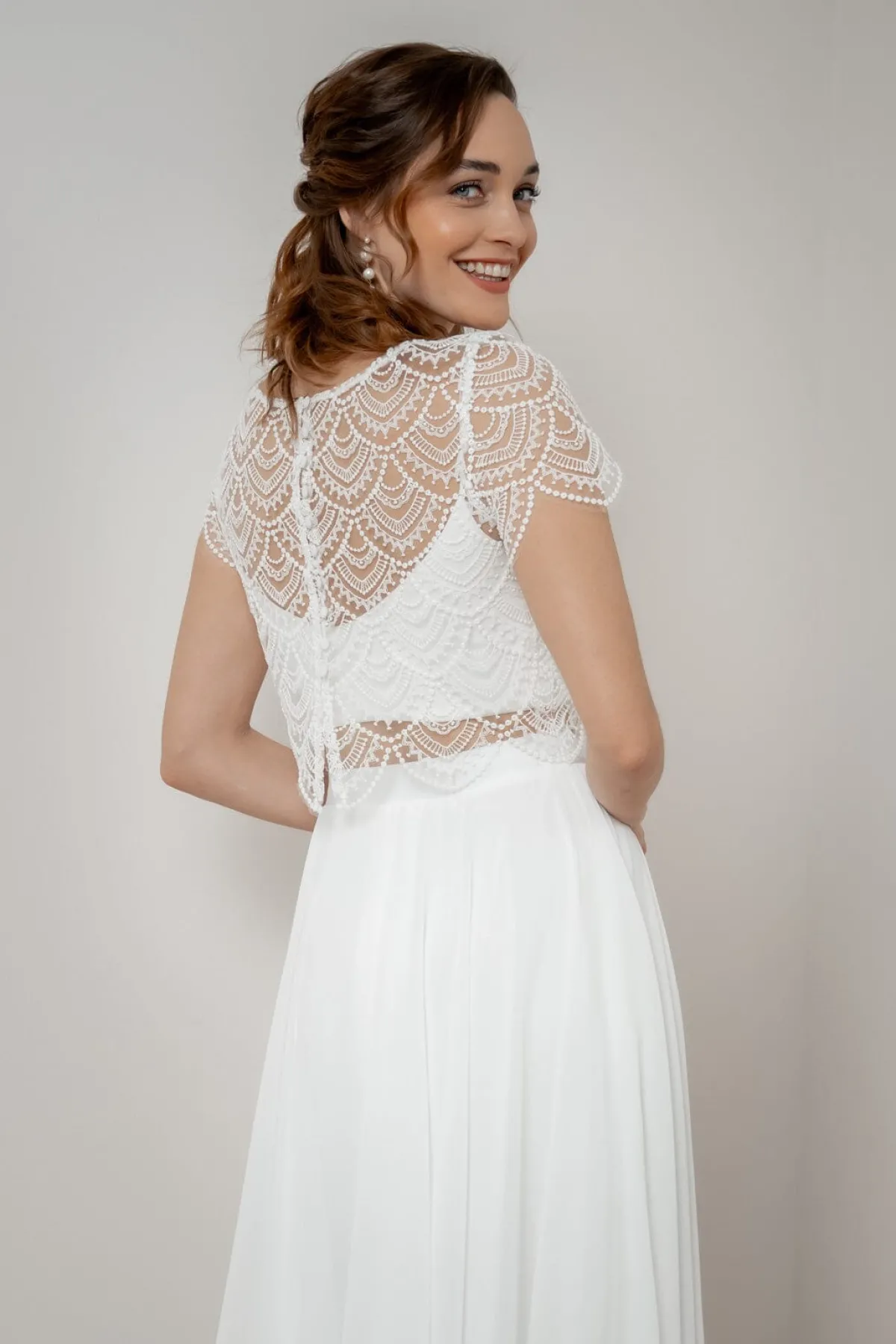 Braut Rock aus Chiffon in Midi-Länge – Mireya<noni