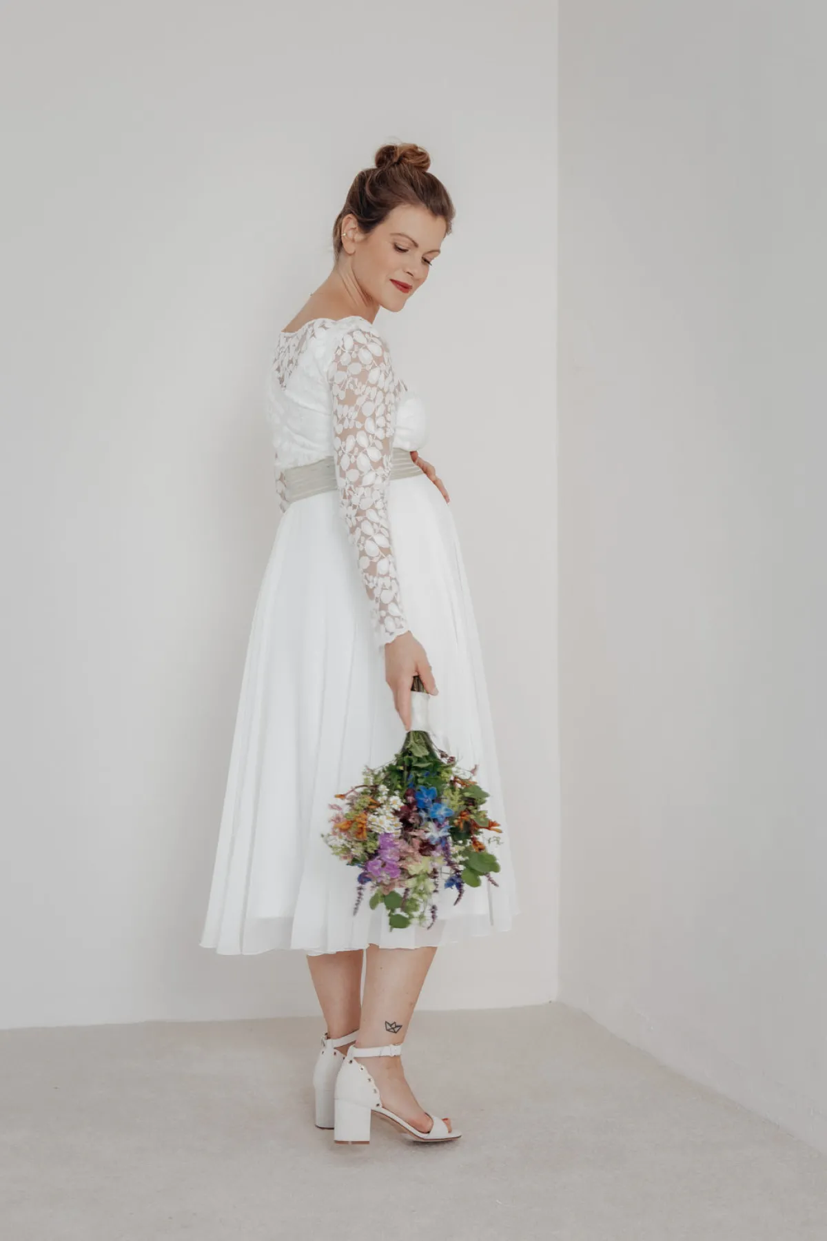 Braut Rock aus Chiffon in Midi-Länge – Mireya<noni