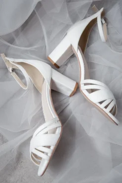 Braut Sandale aus Velours – Frankie | The<Perfect Bridal Company Online