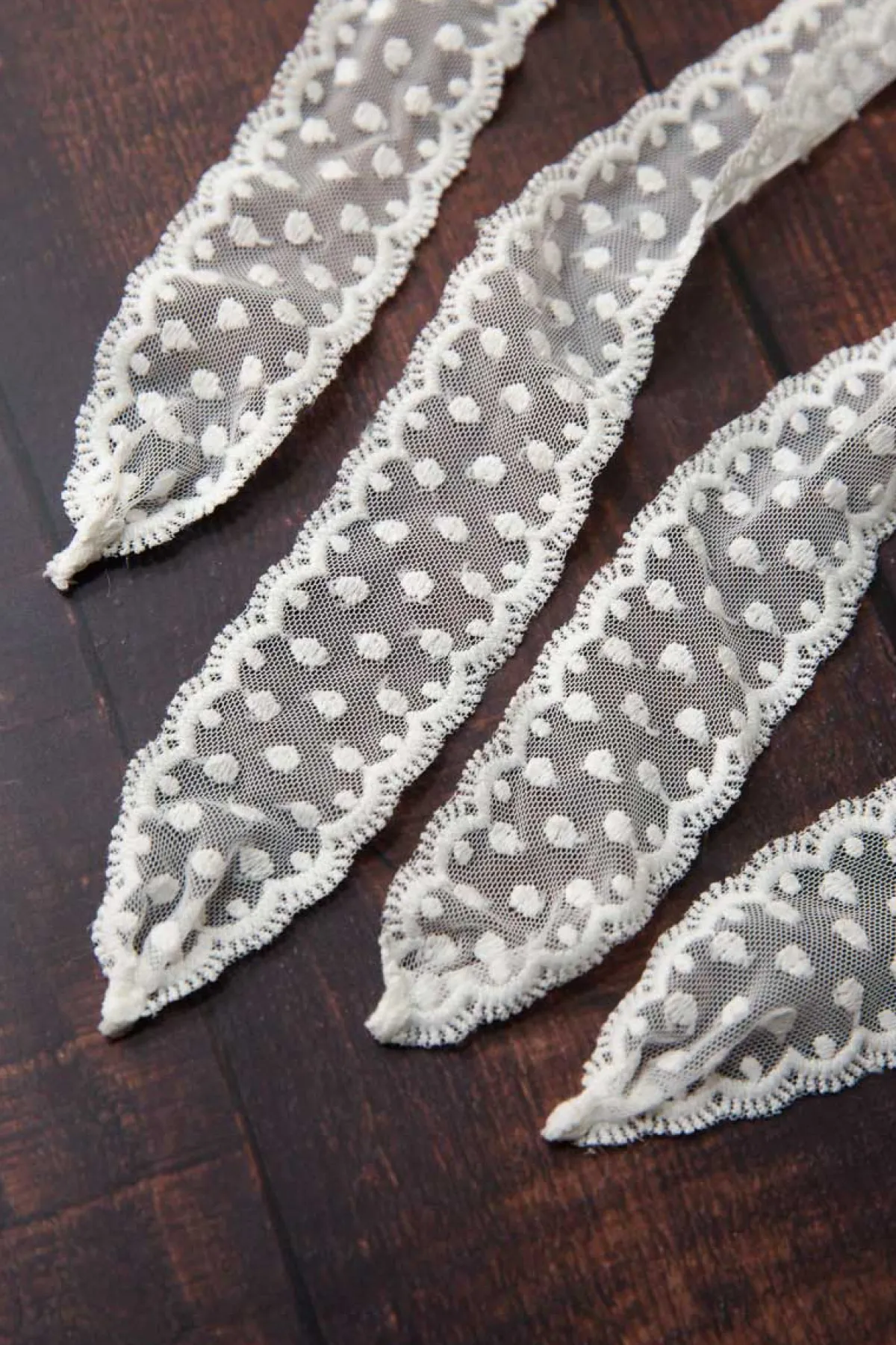 Braut Sandaletten, Wedges mit Bändern und Pünktchenmuster - Megan<BridalAmanecer Sale