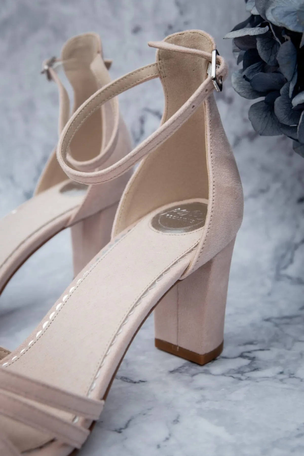 Brautschuh in Rosa – Frankie Blush | The<Perfect Bridal Company Outlet
