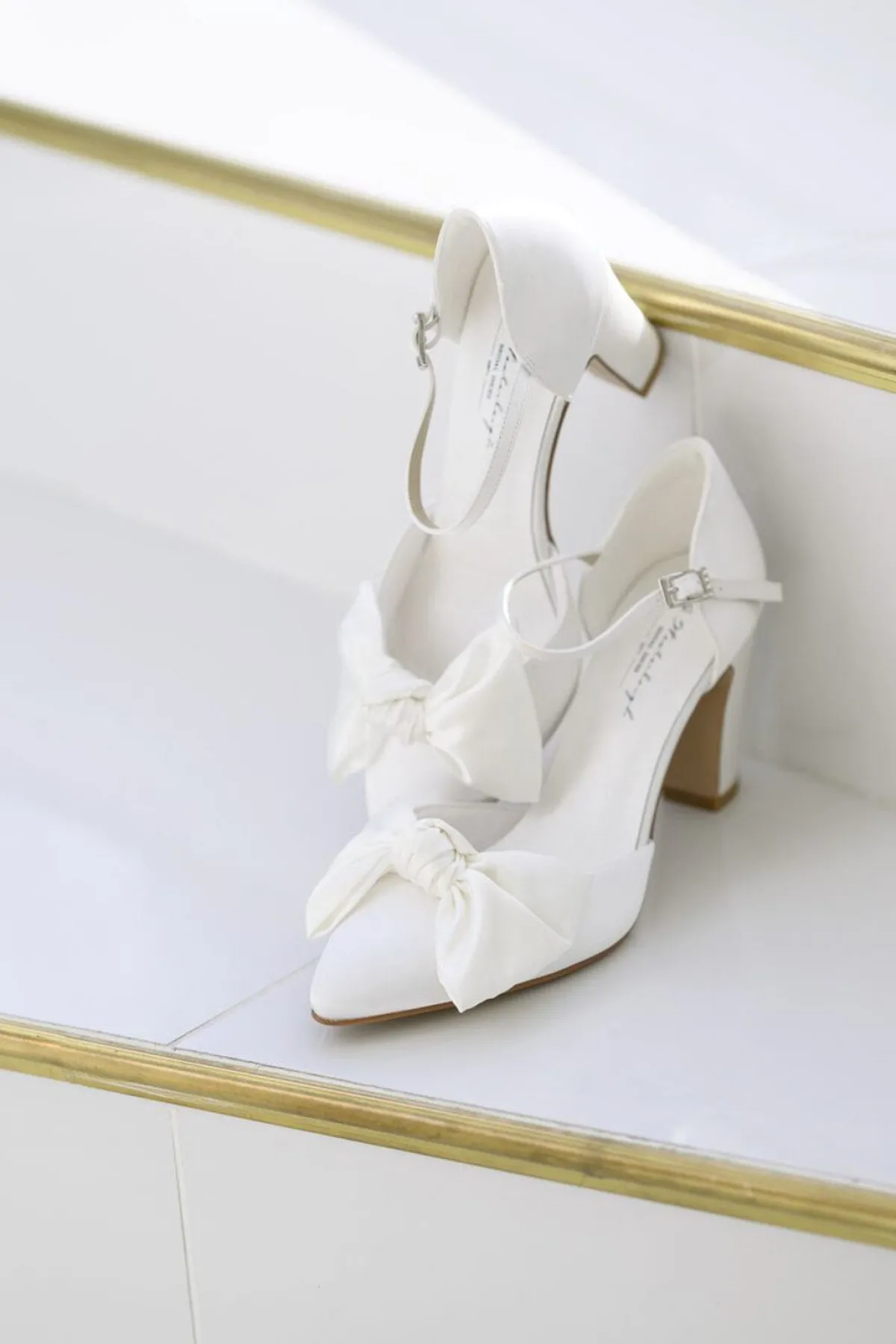 Brautschuh mit Schleifenverzierung – Olivia | G.Westerleigh<G. Westerleigh Sale