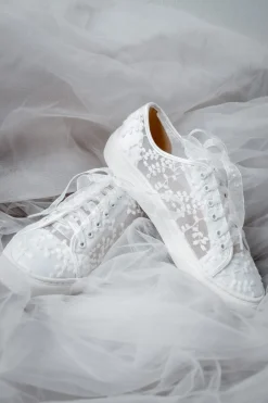 Braut Sneakers mit Spitze – Oakley | The<Perfect Bridal Company Best