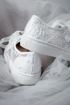 Braut Sneakers mit Spitze – Oakley | The<Perfect Bridal Company Best