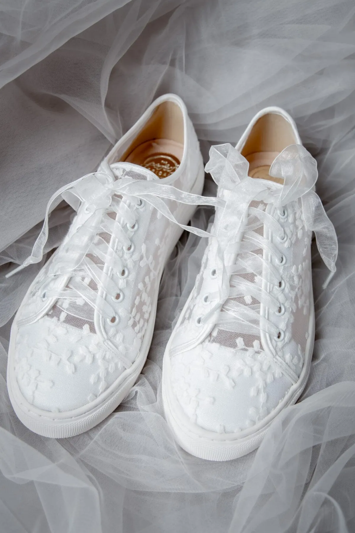 Braut Sneakers mit Spitze – Oakley | The<Perfect Bridal Company Best