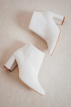 Braut Stiefelette aus Leder – Anissa Off-White<Elsa Coloured Shoes Outlet