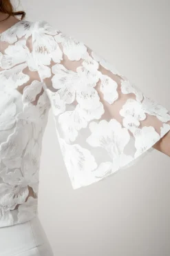 Braut Top mit kurzen Glockenärmeln – Philina<noni Sale