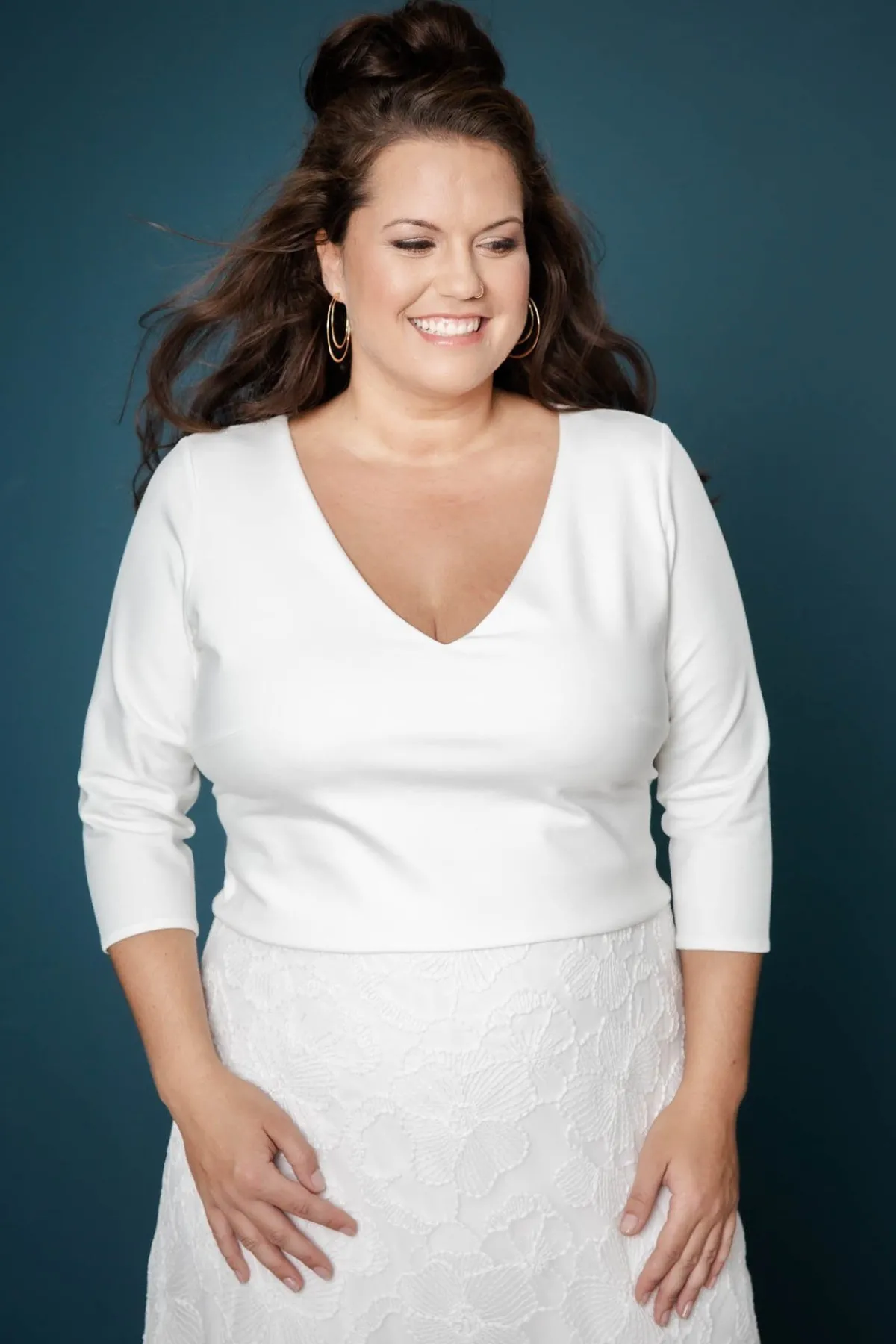 Braut Top mit V-Ausschnitt und Dreiviertelärmeln – Sheyla Curvy<noni Outlet