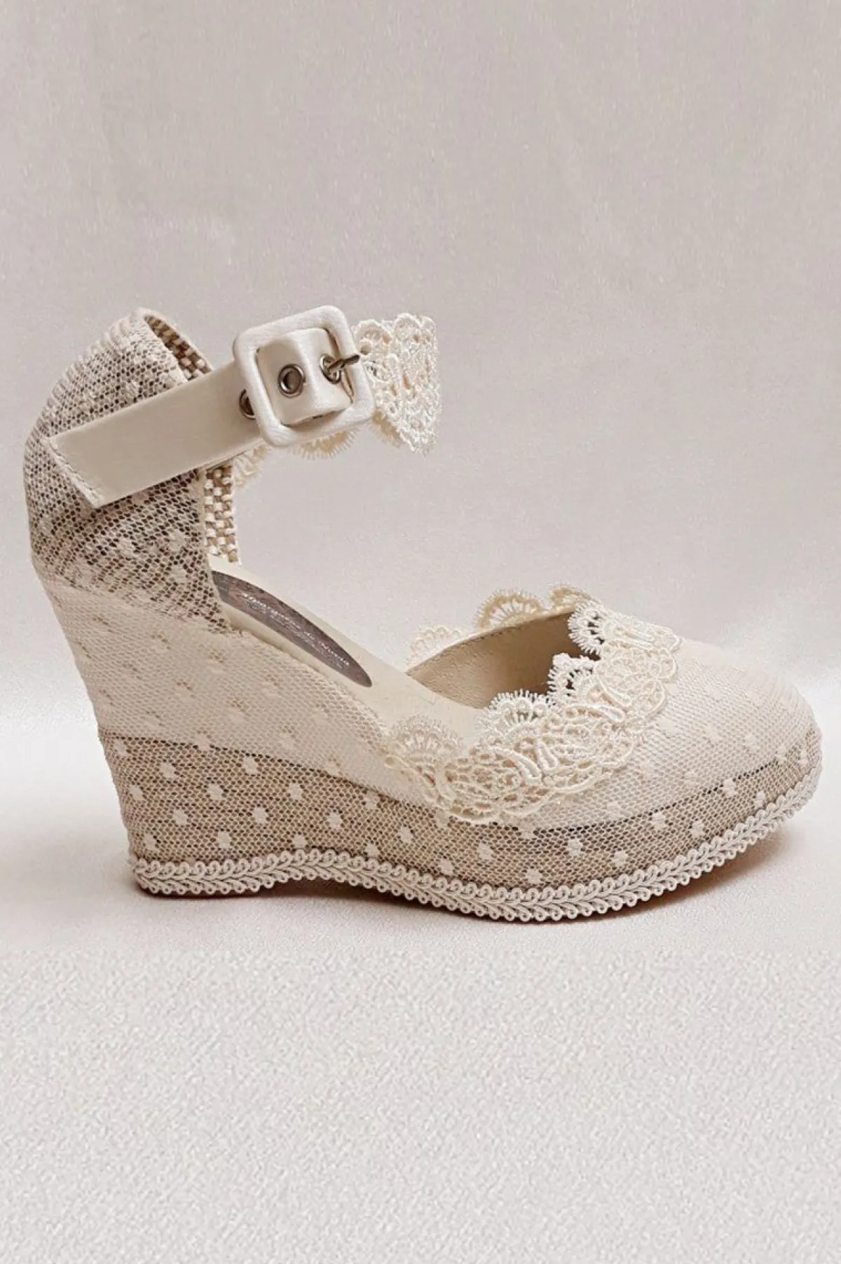 Braut Wedges mit Spitzenborten und Pünktchentüll - Lucy<BridalAmanecer