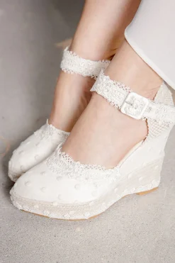 Braut Wedges mit Spitzenborten und Pünktchentüll - Lucy<BridalAmanecer