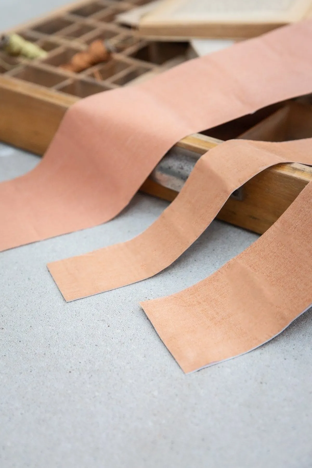Doppelseitiges Fashion Tape aus Bio Baumwolle – Yoobtape<Yen the Label Online
