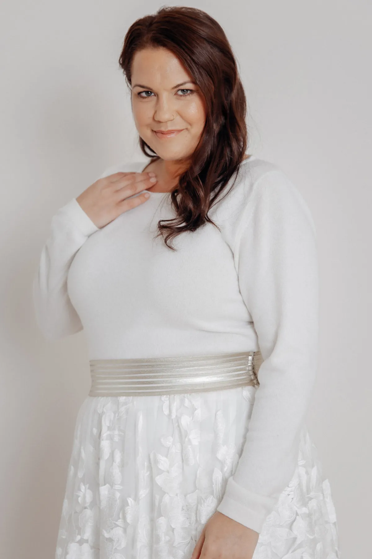 Elastischer Brautgürtel in Gold oder Silber – Mailenn Curvy<noni Discount
