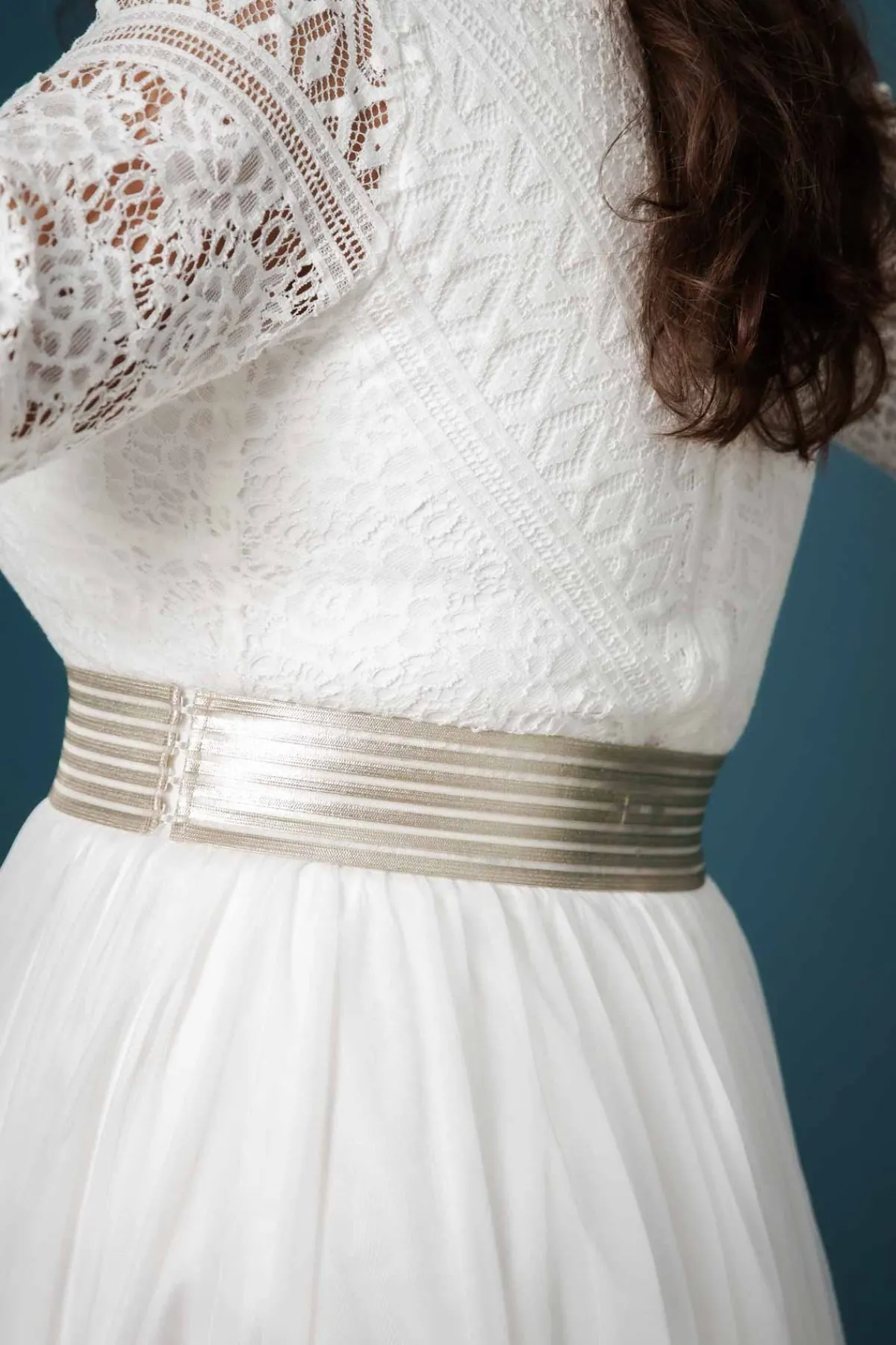 Elastischer Brautgürtel in Gold oder Silber – Mailenn Curvy<noni Discount