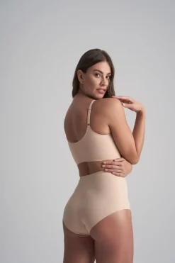 Formender Mid-Waist Slip in Beige –<Bye Bra Online