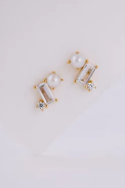 Funkelnde Ohrstecker mit kubistischem Kristall und Perle - Trinity<Juvelan Best