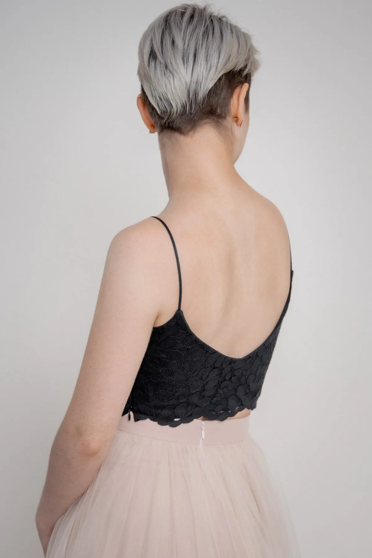 Gemustertes Spitzentop – Norine Cropped Black<noni Best