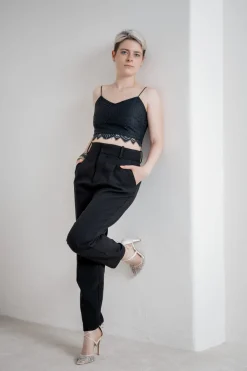 Gemustertes Spitzentop – Norine Cropped Black<noni Best