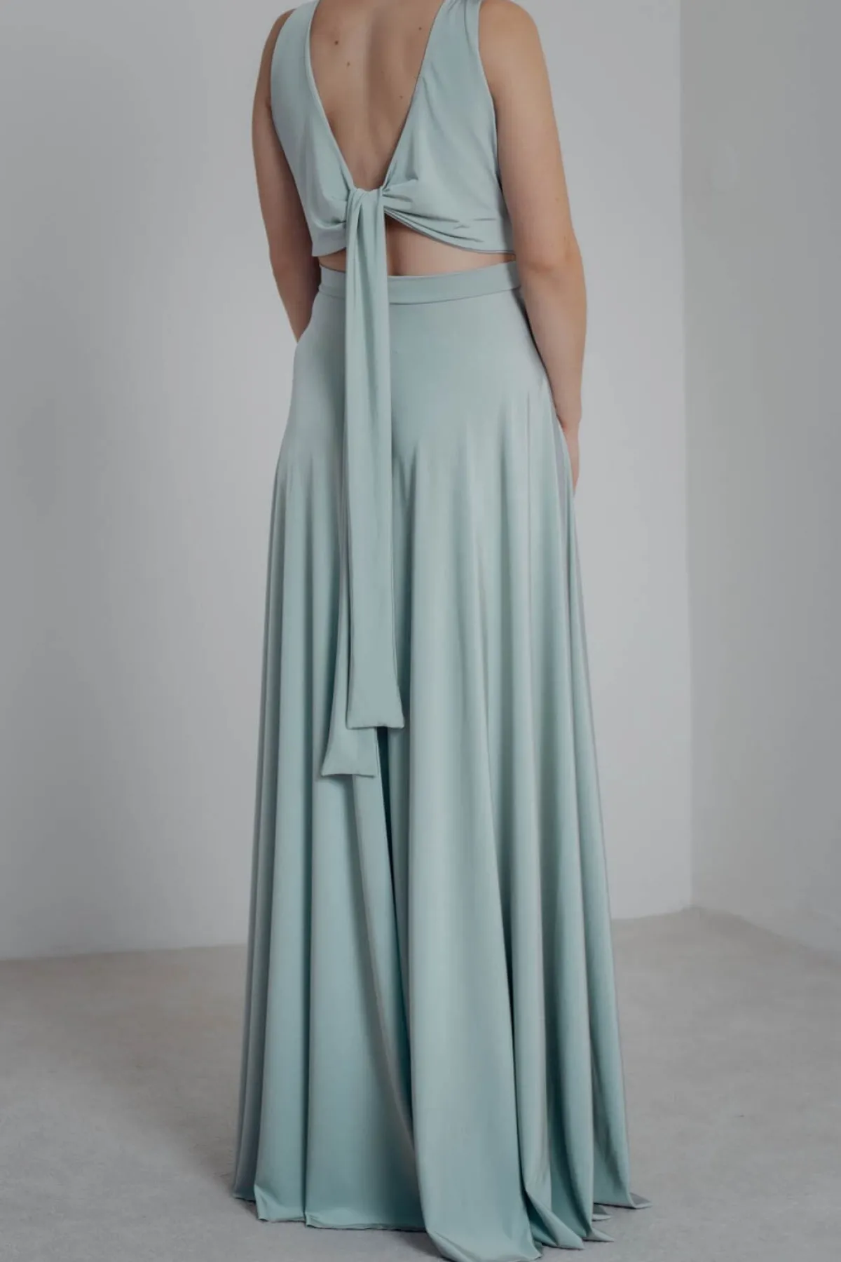 Grünes Brautjungfernkleid – Reverse Gown Sage<twobirds Hot