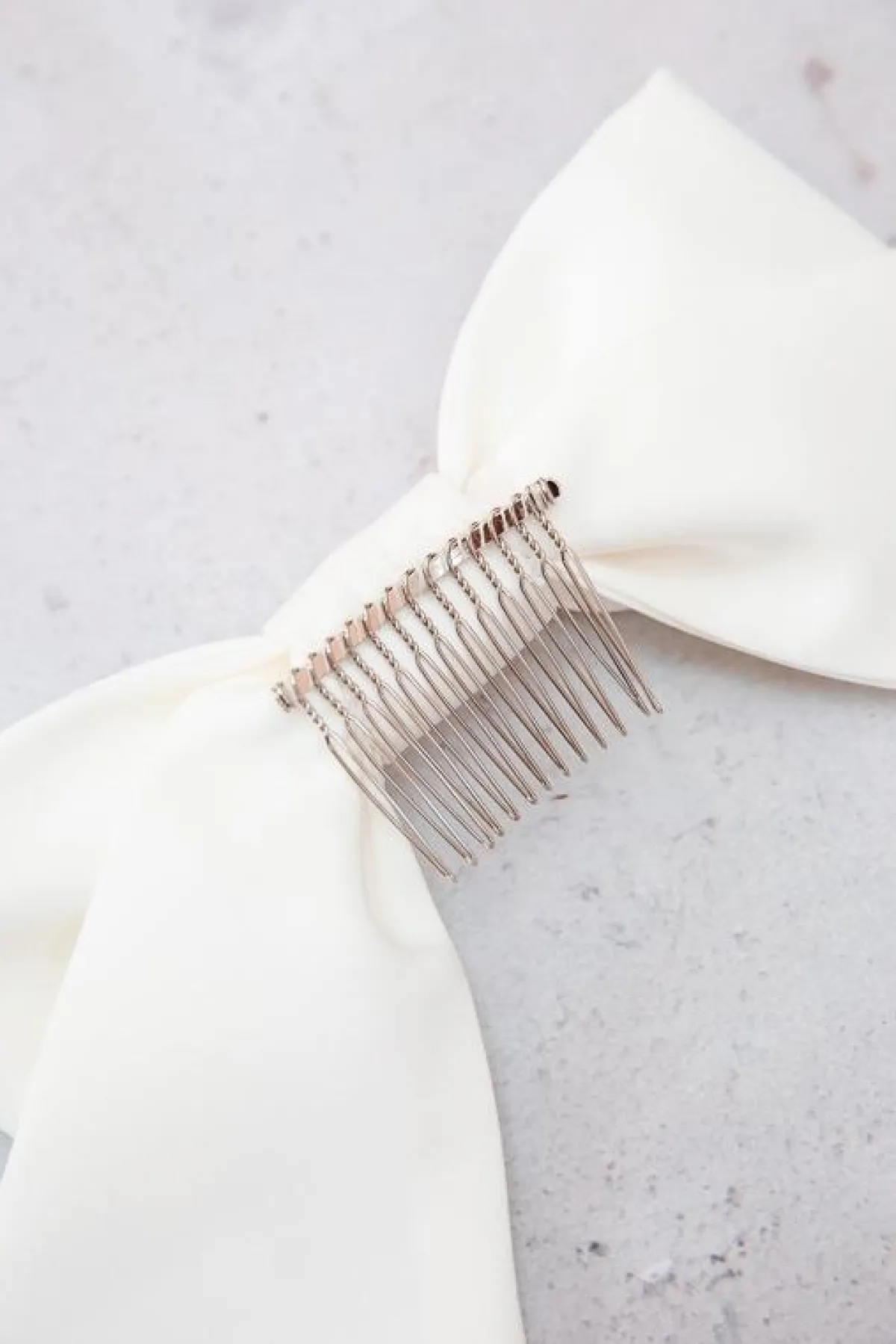 Haarkamm mit großer Schleife – Roisin<noni Outlet