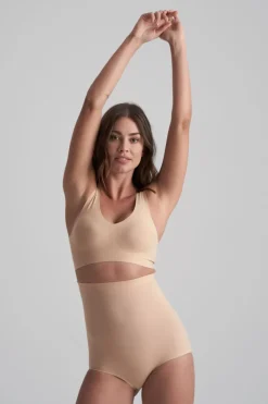 Invisible High Waist Brief Beige –<Bye Bra New