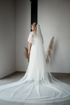 Kathedralen-Schleier aus Softtüll in Ivory<Poirier