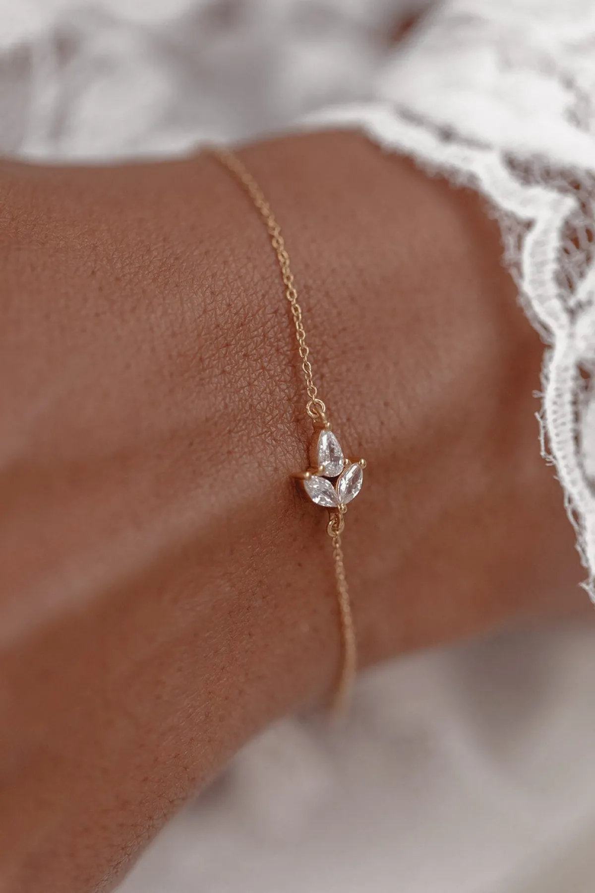 Ketten-Armband mit Kristall-Anhänger - Simply Gorgeous<Juvelan New