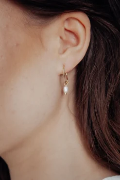 Kleine Creolen mit Anhängern aus Halbedelstein oder Perlen – Gemstone Hoops<fejn jewelry Outlet