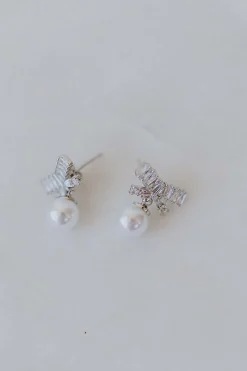 Kleine Ohrstecker mit Kristallschleife und Perle<Untamed Petals Hot