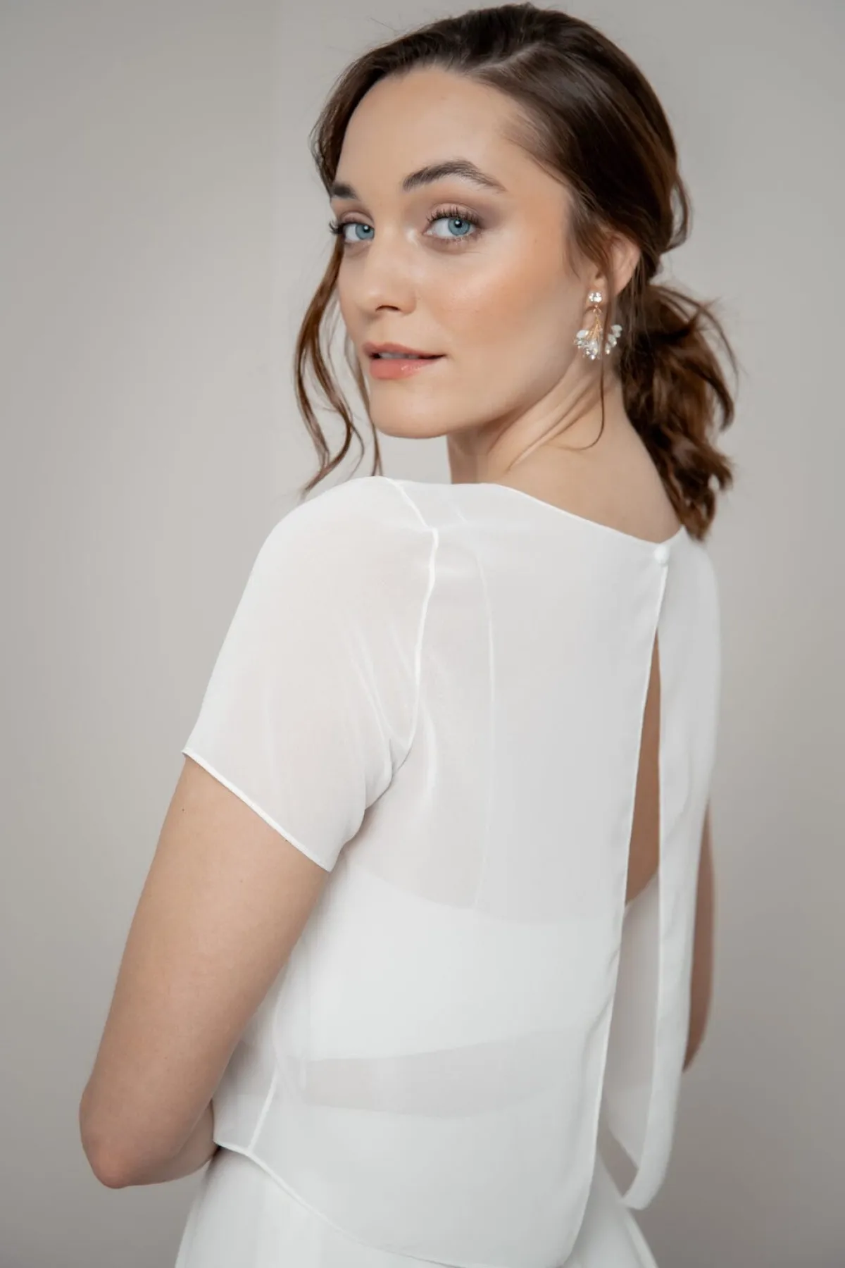 Kurzarm-Braut Top aus Chiffon – Lani<noni Best