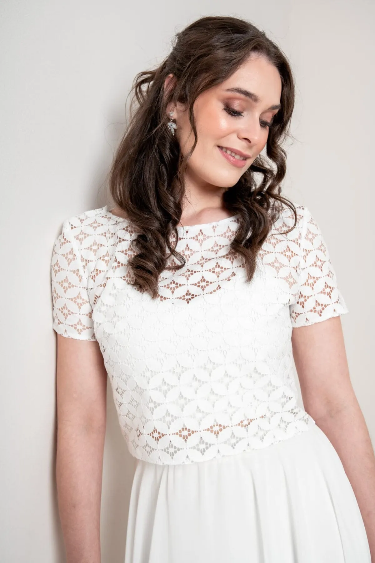 Kurzarm-Braut Top aus geometrischer Spitze – Morlin<noni Discount