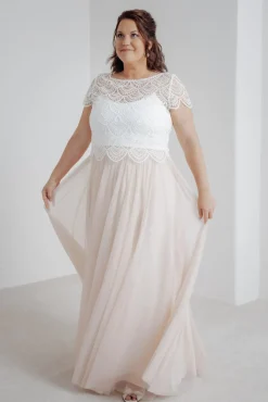 Langer Braut Rock aus fließendem Softtüll in Blush – India Curvy<noni Best