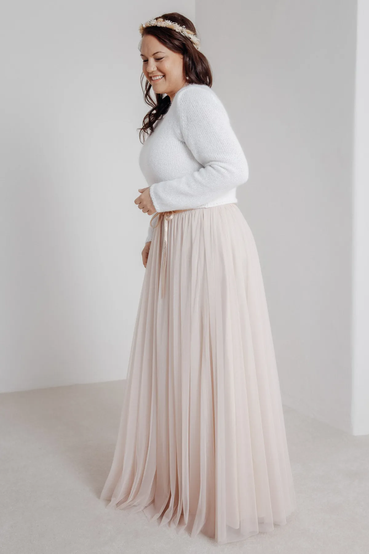 Langer Braut Rock aus fließendem Softtüll in Blush – India Curvy<noni Best