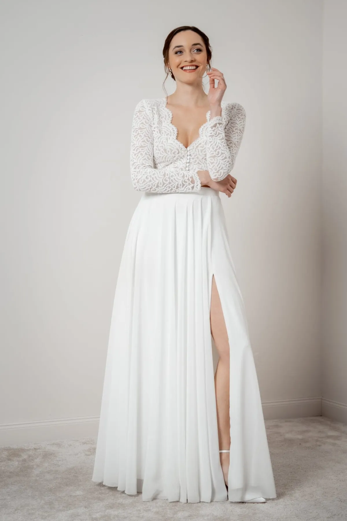 Maxi-Braut Rock in Ivory mit Beinschlitz – Jona<noni Hot