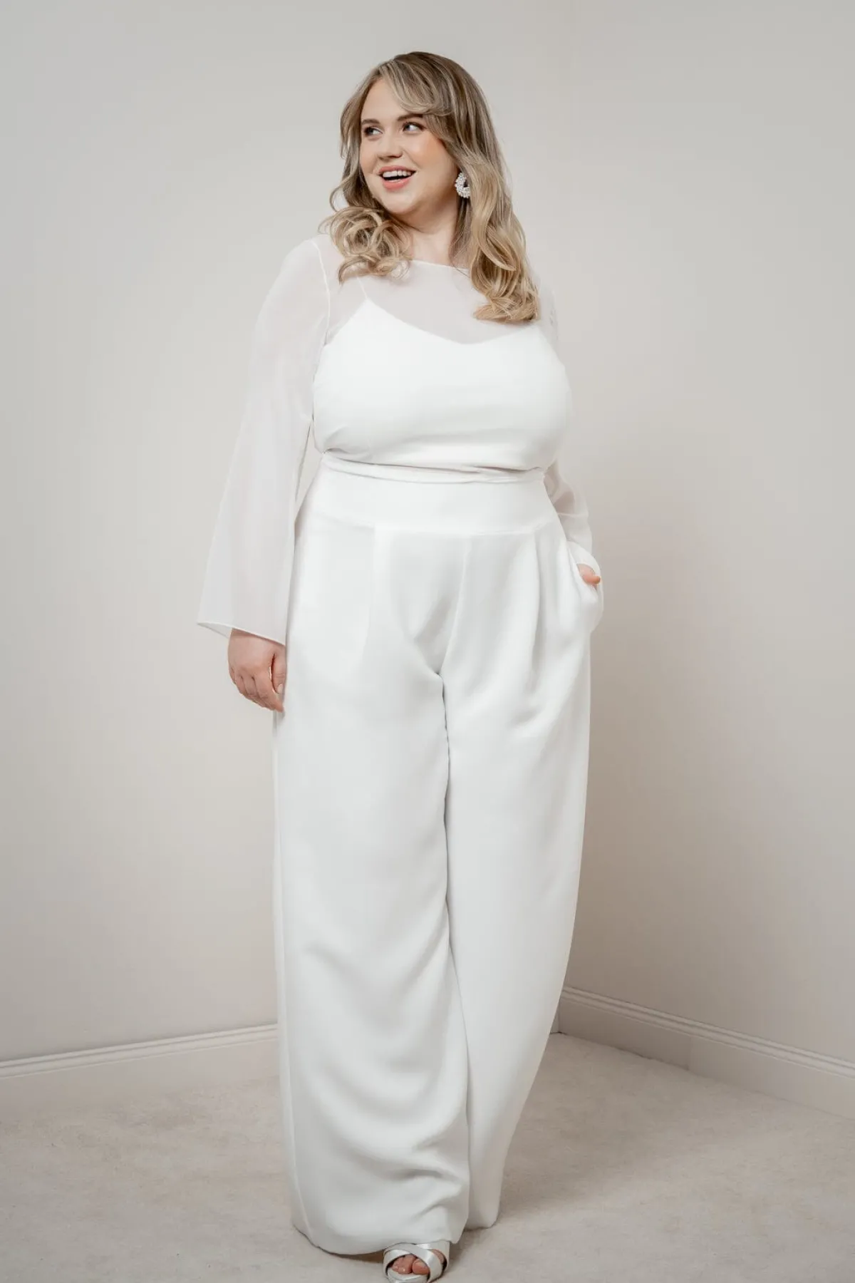 Plus Size Braut Hose mit weitem Bein – Zari Curvy<noni